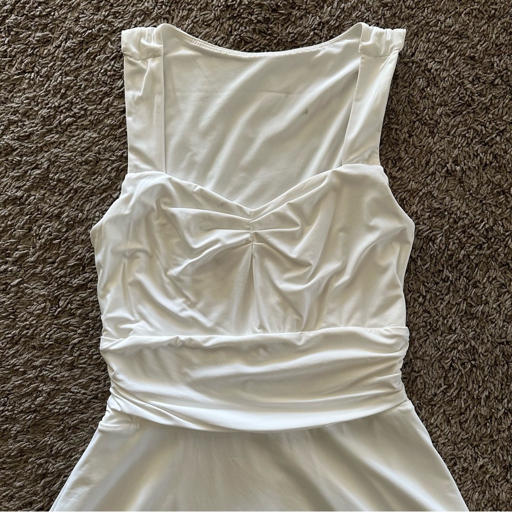 White A Line Dress - Picture 4 of 7